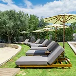 Отель Alissachni Seaside 4*