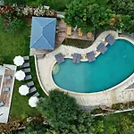 Отель Alissachni Seaside 4*