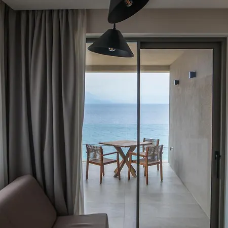 호텔 Alissachni Seaside 4*