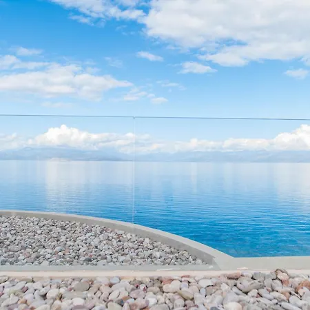 Ξενοδοχείο Alissachni Seaside 4*