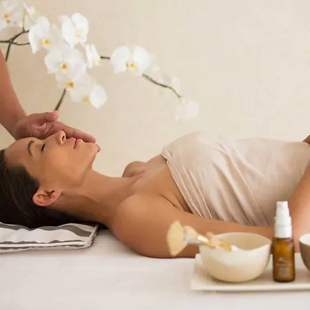 Alissachni Seaside Hotel 4*