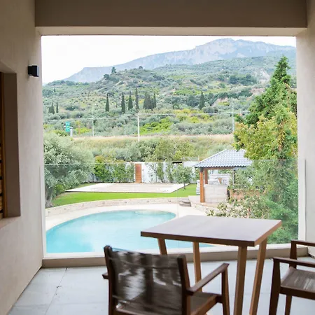 Alissachni Seaside 호텔 4*