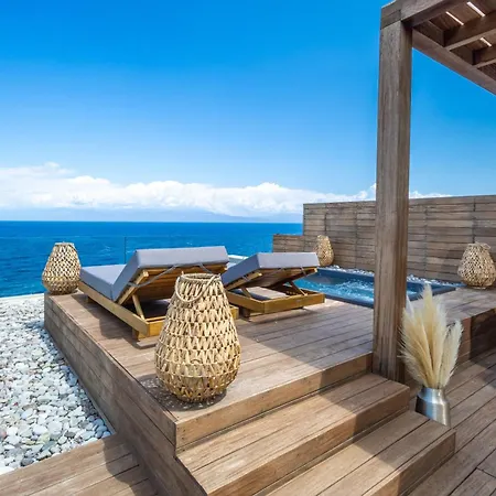 Alissachni Seaside Hotel