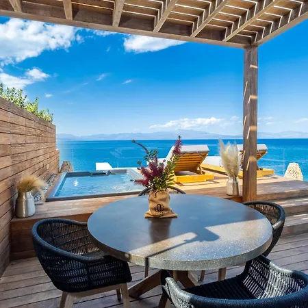 Alissachni Seaside Ξενοδοχείο 4*