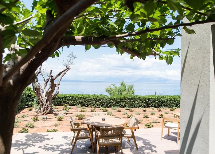 Alissachni Seaside 4* Dhervénion