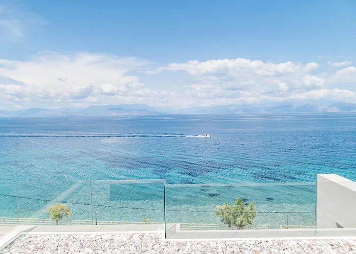 Alissachni Seaside Hotel