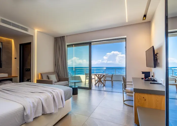 Alissachni Seaside 4*