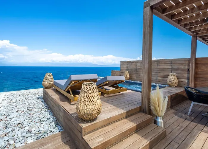 Alissachni Seaside Hotel